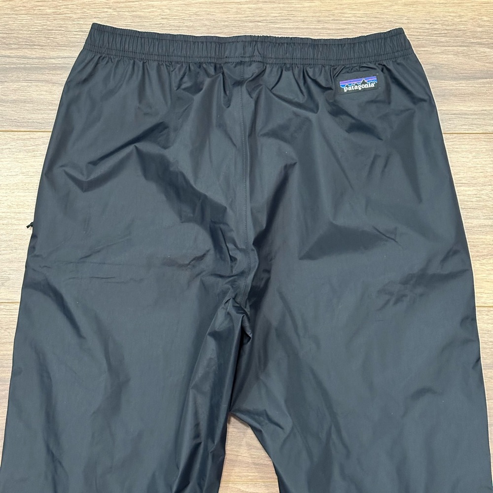 NEW Patagonia Torrentshell 3L Rain Pants in Black Size Medium - Picture 13 of 16